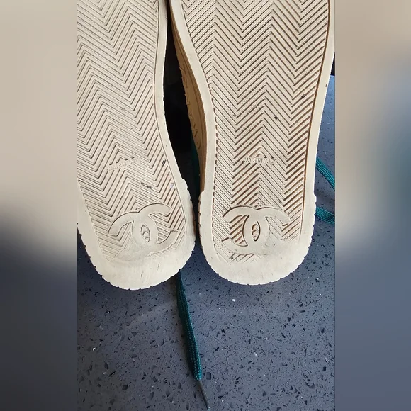 Chanel Sneaker Made In Italy💚 - Picture 15 of 17